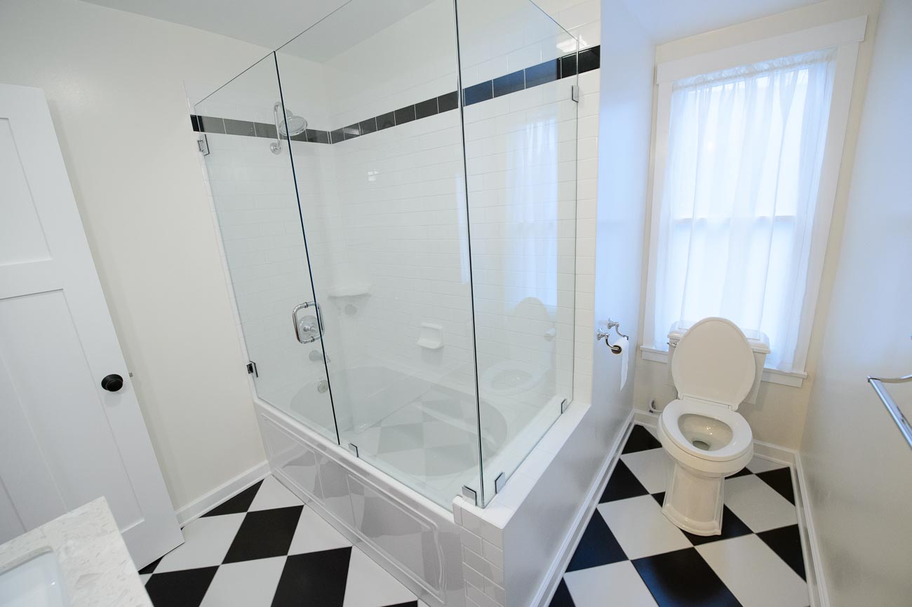  Master Bedroom Bath & Shower 