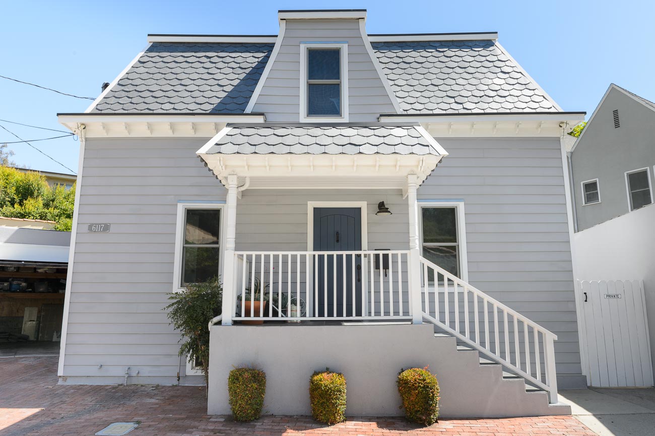  Street View :: House to Rent in Beachwood Canyon. 