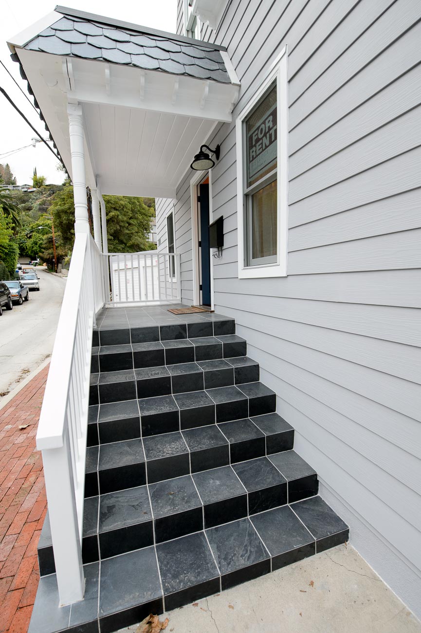  Steps to front porch 